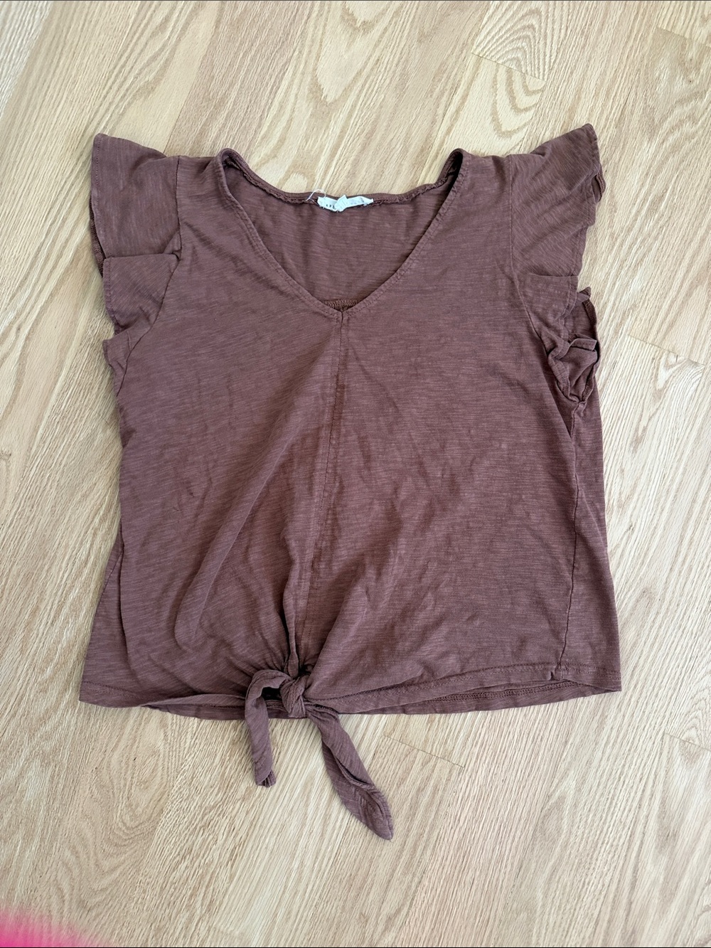 Jane and Delancey Brown Tie-Front Flutter Sleeve Crop Top